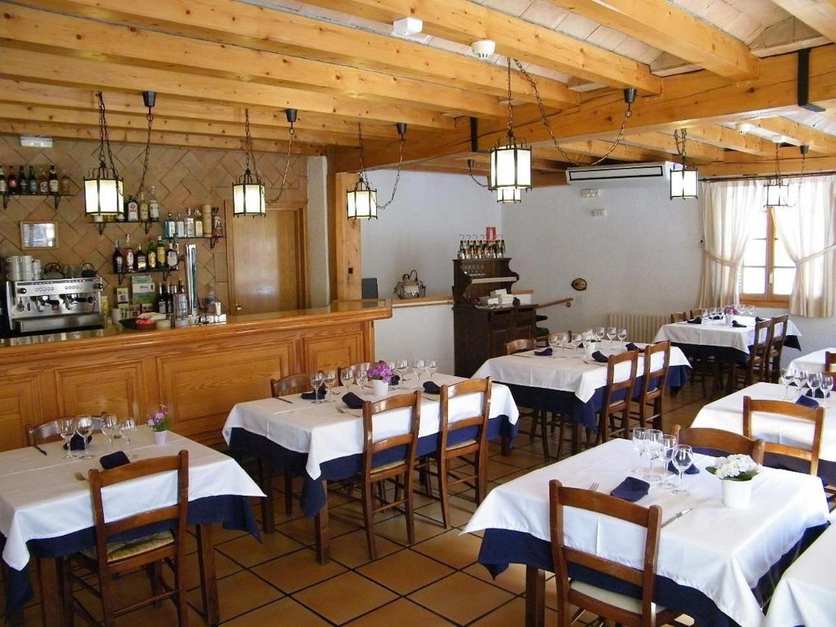 Hotel Lamoga Llavorsí エクステリア 写真