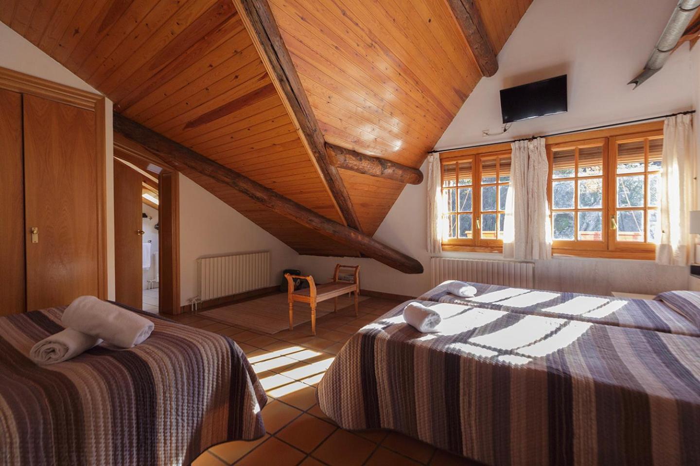 Hotel Lamoga Llavorsí エクステリア 写真